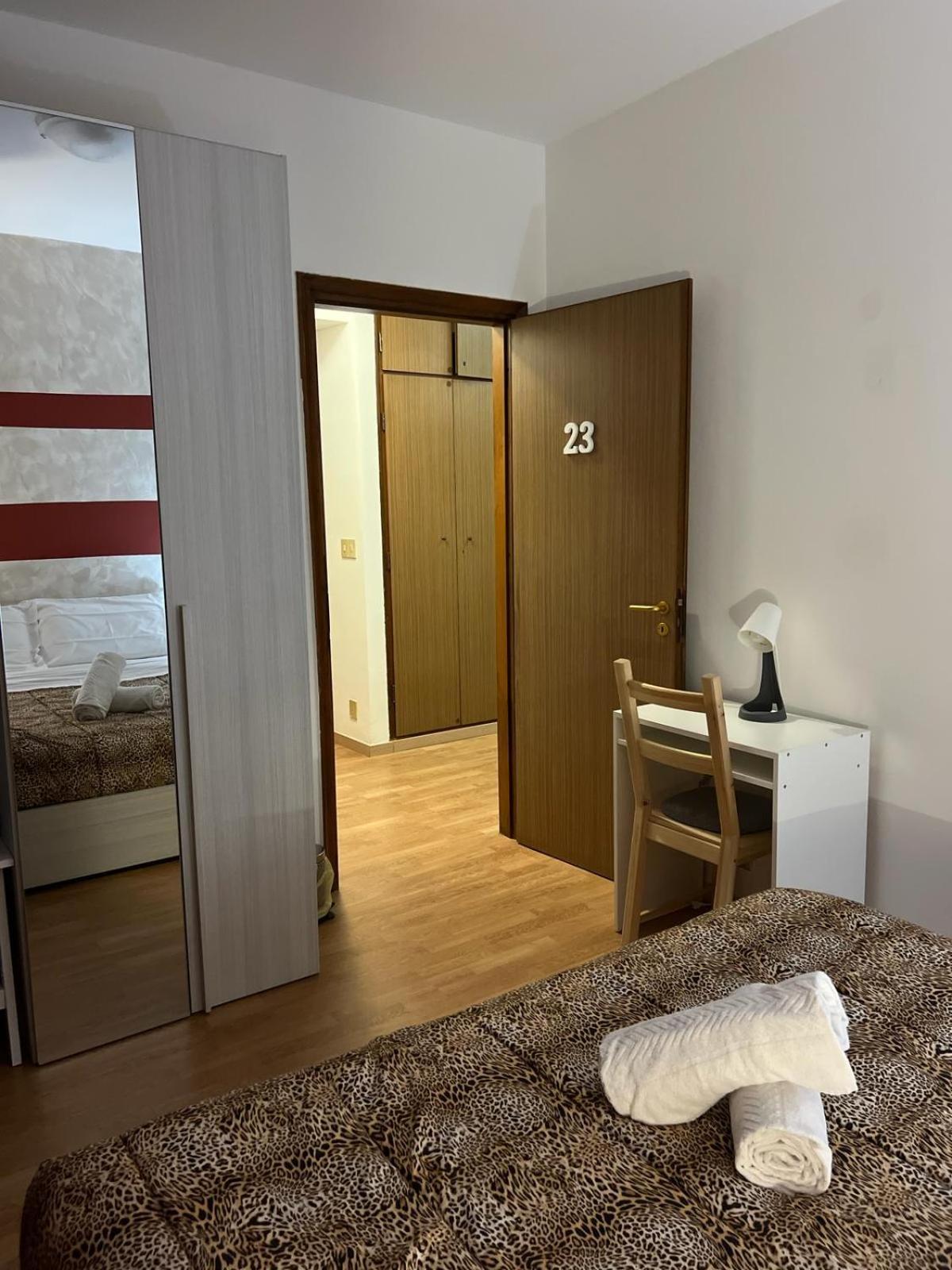 Venice Rooms Arian 01 メストレ エクステリア 写真