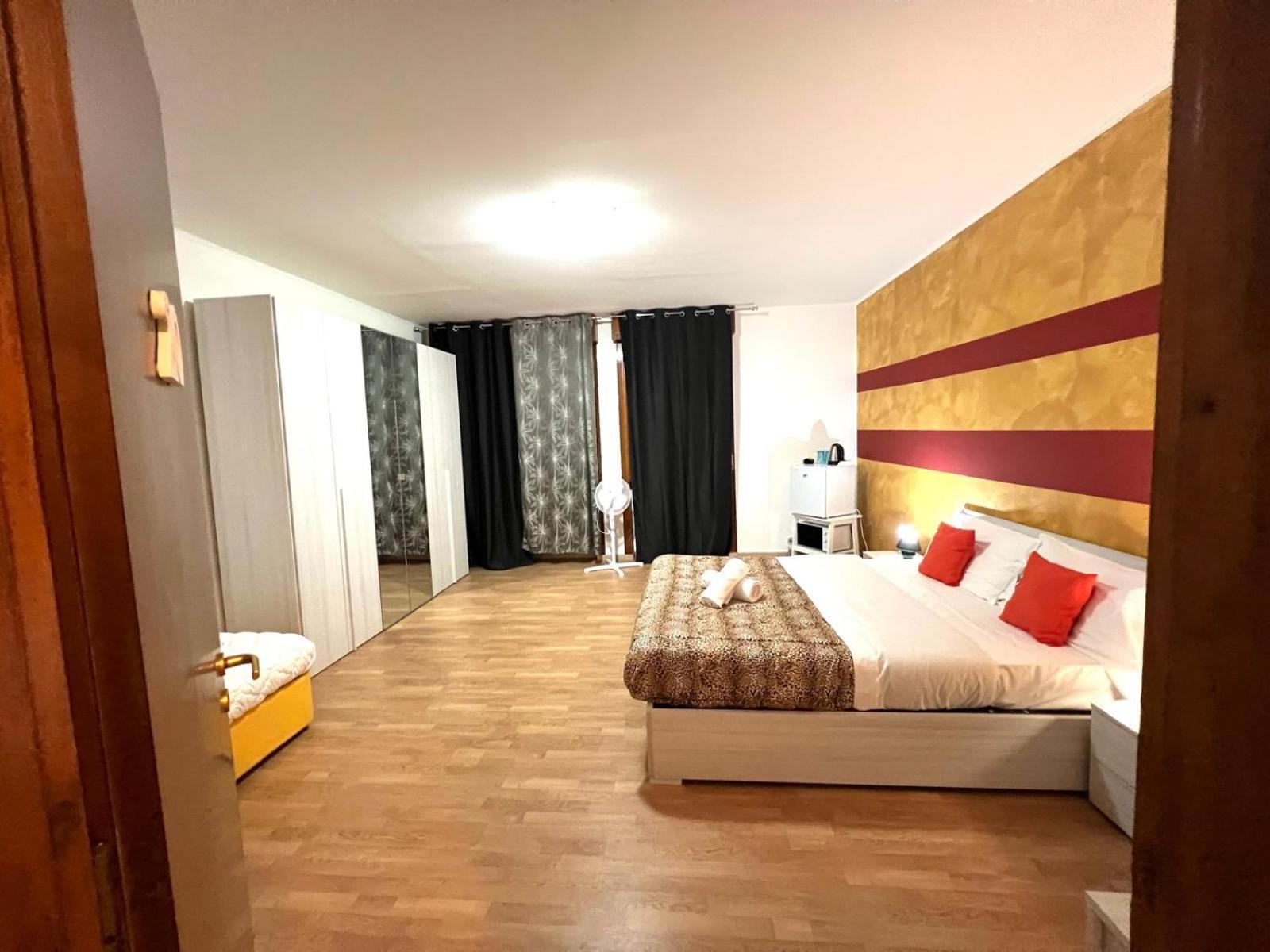 Venice Rooms Arian 01 メストレ エクステリア 写真